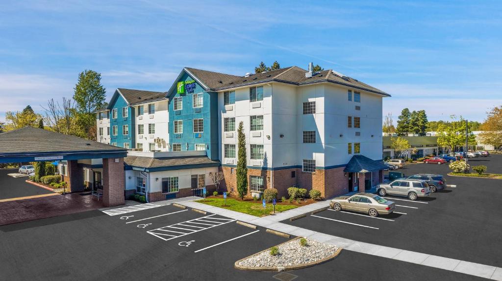 Holiday Inn Express Hotel & Suites Portland - Jantzen Beach by IHG photo 2