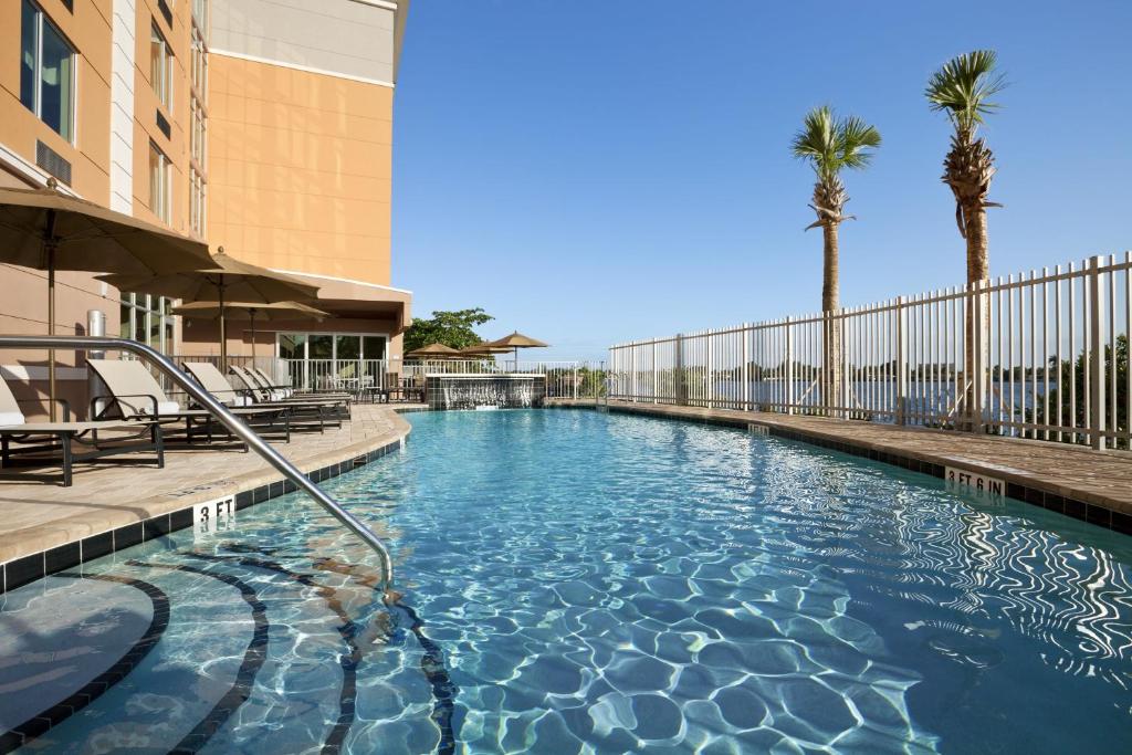 Holiday Inn Express Miami Airport-Blue Lagoon Area by IHG photo 4