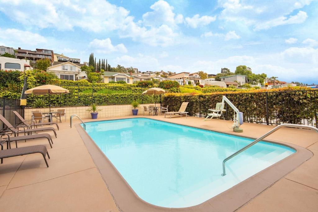 Holiday Inn Express San Diego Airport-Old Town by IHG photo 4