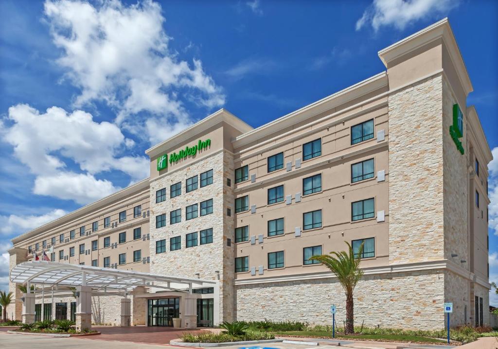 Holiday Inn Houston NE-Bush Airport Area by IHG, photo 1