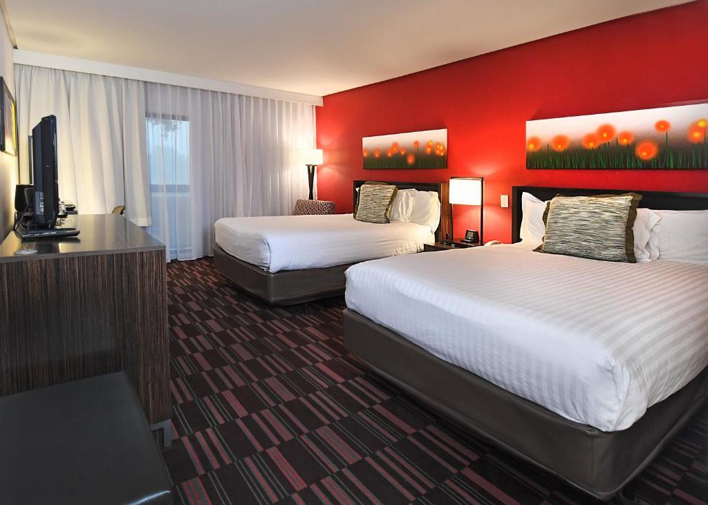 Holiday Inn Irving Las Colinas by IHG photo 2