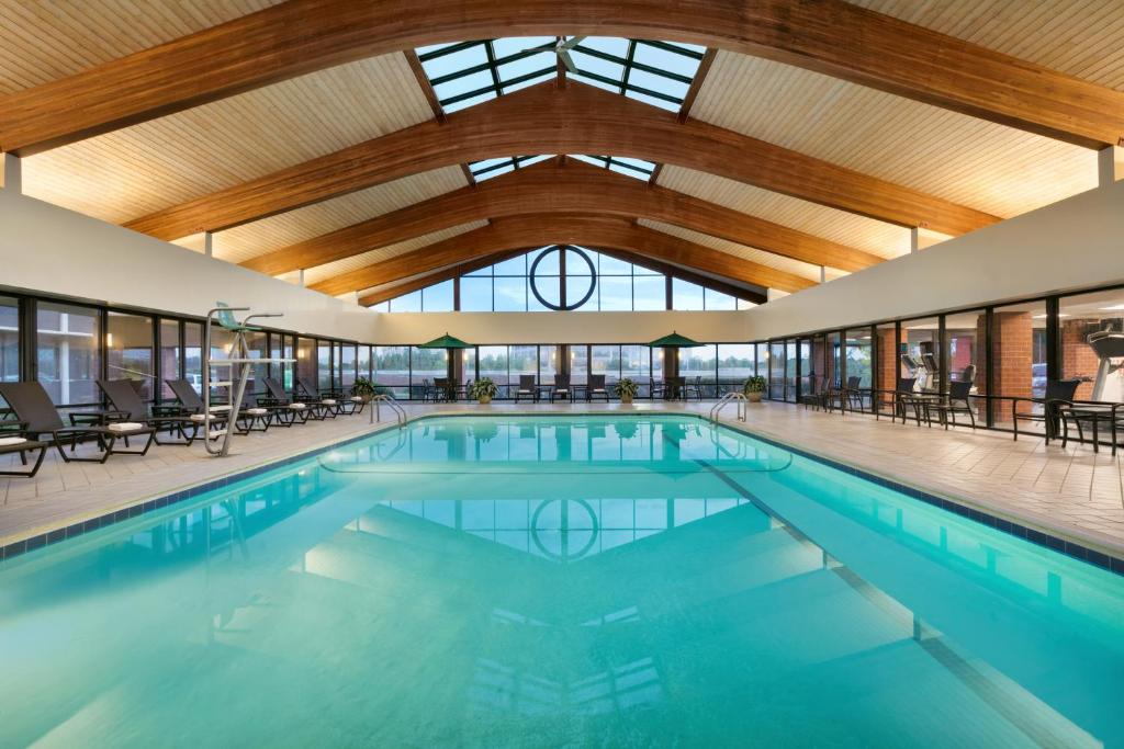 Holiday Inn Washington-Dulles International Airport by IHG photo 4