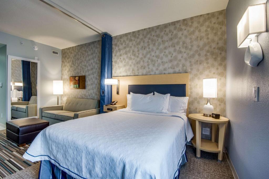 Home2 Suites by Hilton DFW Airport South Irving photo 2