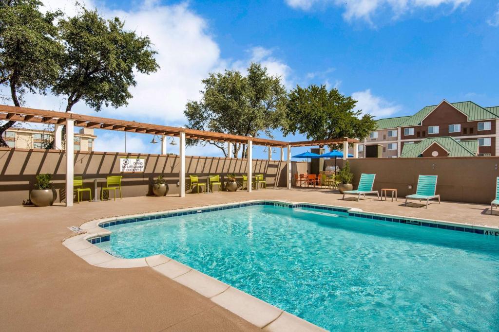 Home2 Suites by Hilton DFW Airport South Irving photo 4