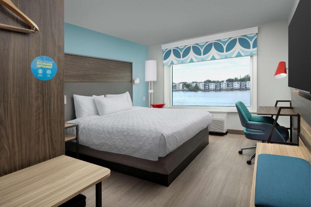 Home2 Suites By Hilton Miami Airport South Blue Lagoon photo 2