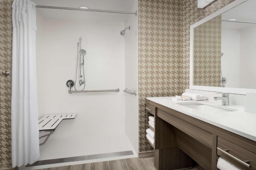 Home2 Suites By Hilton Tampa Westshore Airport, Fl photo 3