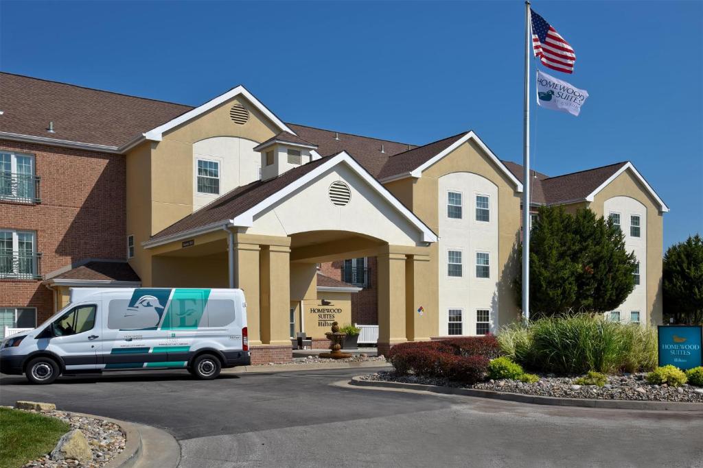 Homewood Suites by Hilton Kansas City Airport, photo 1