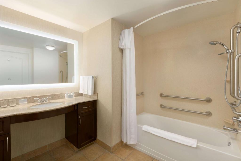 Homewood Suites by Hilton Las Vegas Airport photo 3