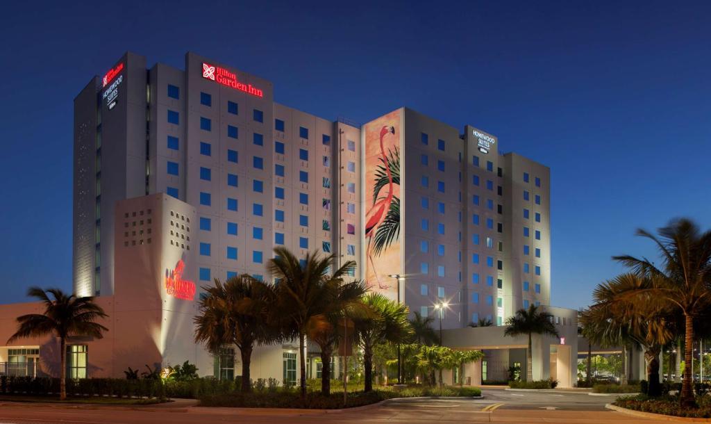 Homewood Suites by Hilton Miami Dolphin Mall, photo 1