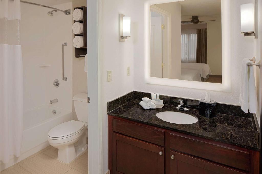 Homewood Suites by Hilton Minneapolis-Mall Of America photo 3
