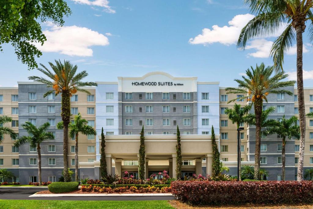 Homewood Suites Miami Airport/Blue Lagoon photo 3