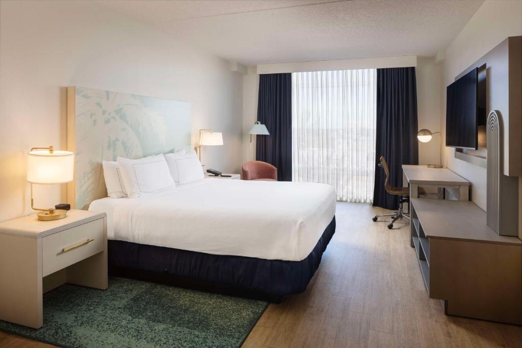 Hotel Dello Ft Lauderdale Airport, Tapestry Collection by Hilton photo 2
