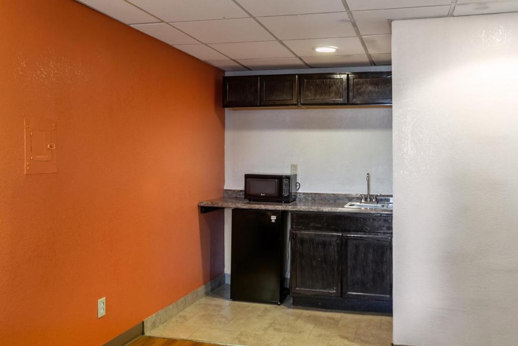 Hotel Elizabeth Near Newark Liberty International Airport New Jersey photo 4
