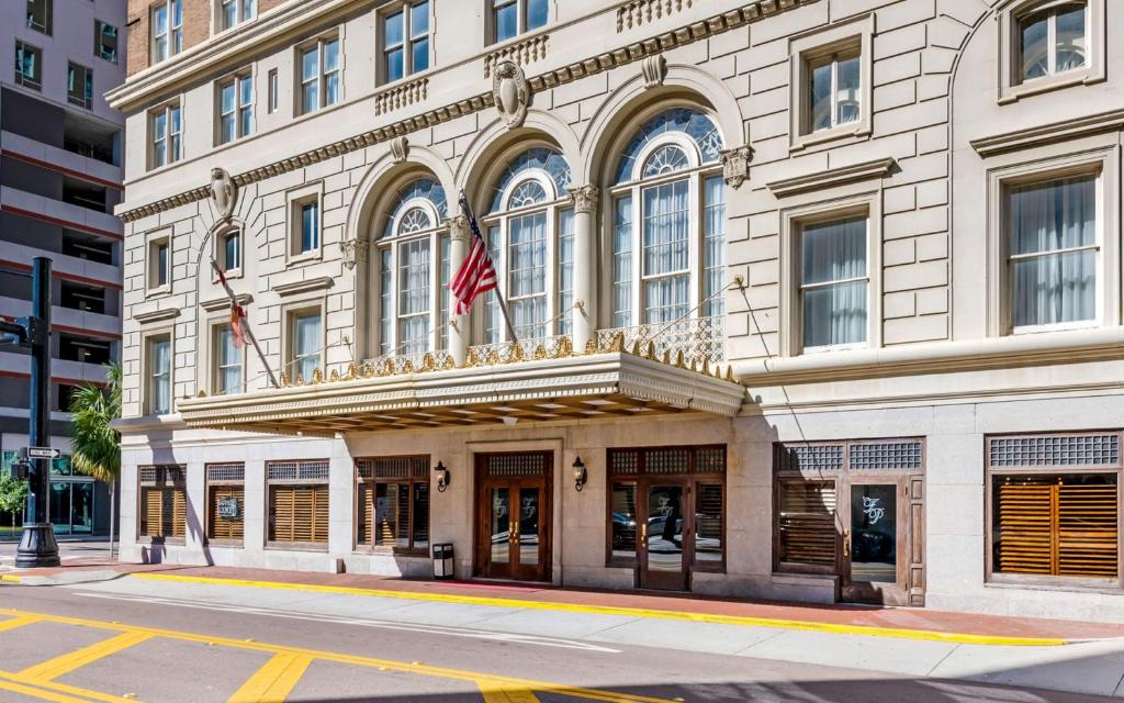 Hotel Flor Tampa Downtown, Tapestry Collection By Hilton, photo 1