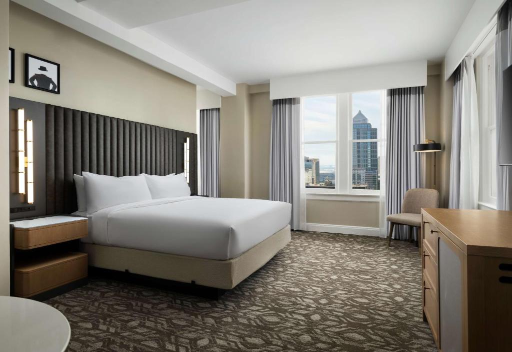 Hotel Flor Tampa Downtown, Tapestry Collection By Hilton photo 2