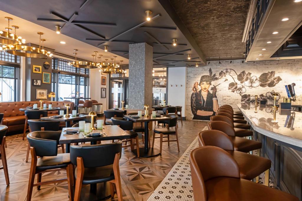 Hotel Flor Tampa Downtown, Tapestry Collection By Hilton photo 3