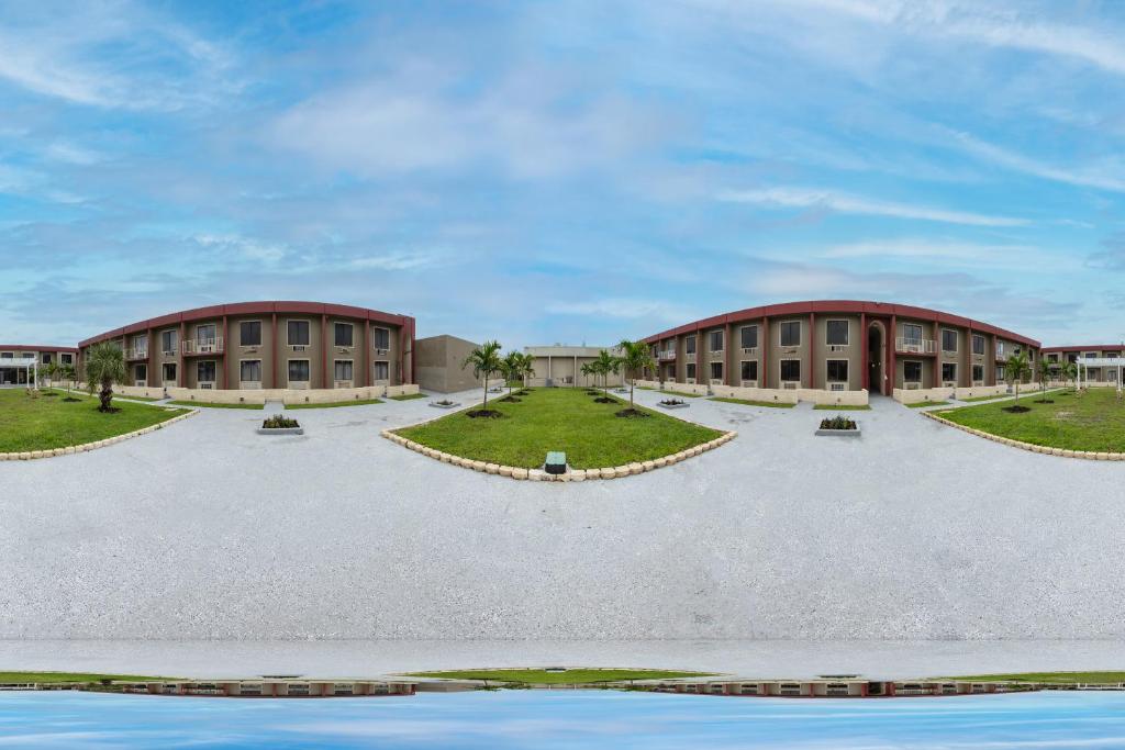 Hotel O Orlando Airport near Florida Mall, photo 1