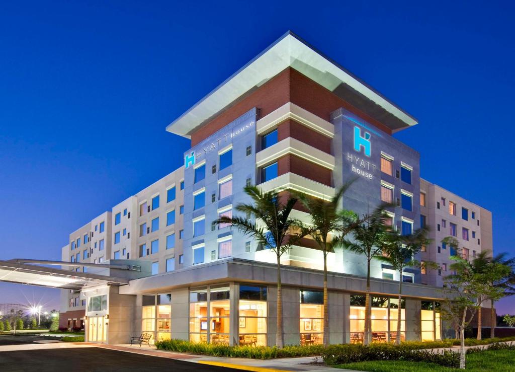 Hyatt House Fort Lauderdale Airport/Cruise Port, photo 1