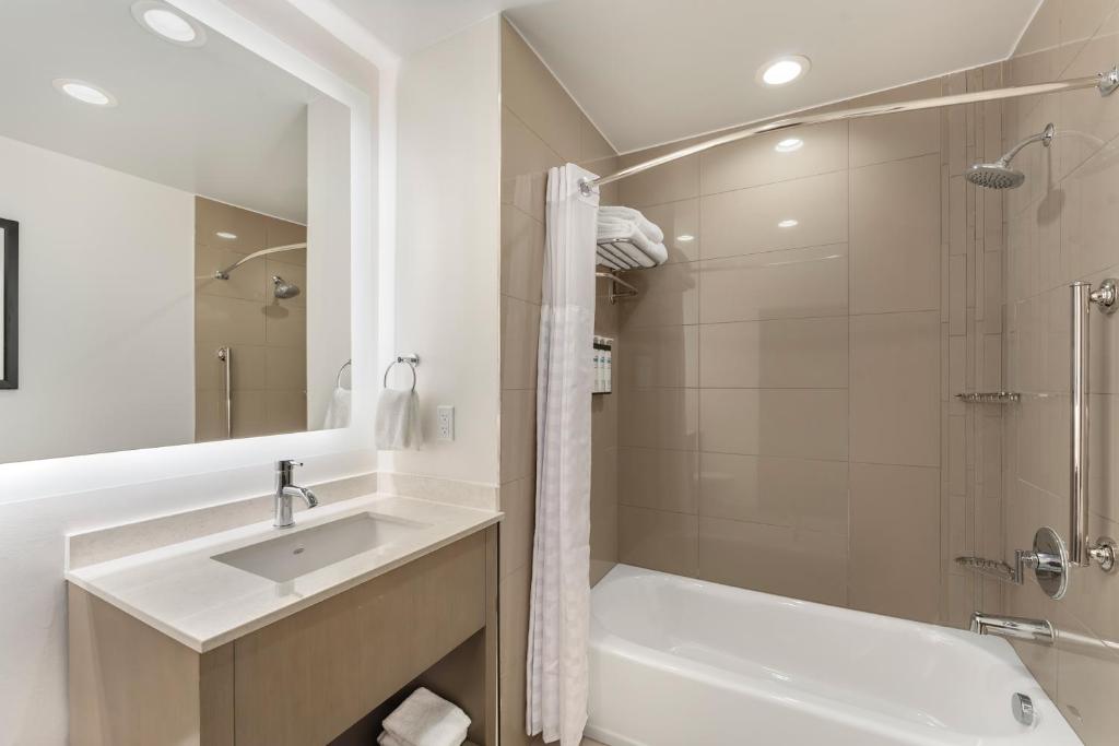 Hyatt House Orlando International Drive photo 3