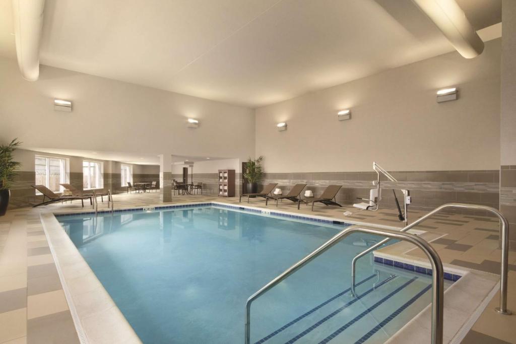 Hyatt Place Chicago O'Hare Airport photo 3