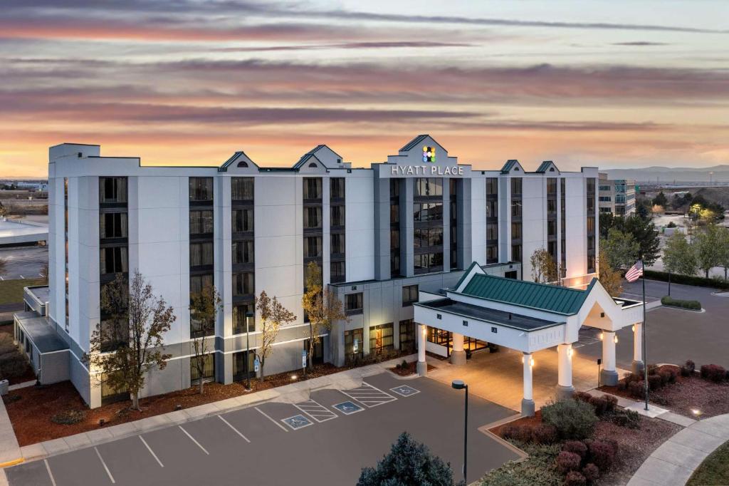 Hyatt Place Denver Airport, photo 1