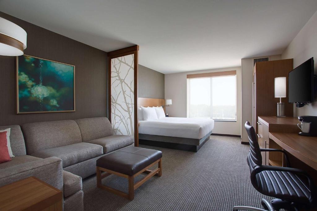 Hyatt Place DFW photo 2