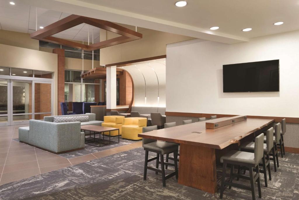Hyatt Place Portland Airport/Cascade Station photo 3