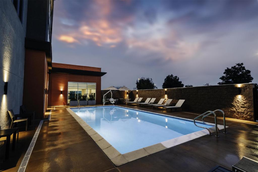 Hyatt Place Sacramento International Airport photo 2