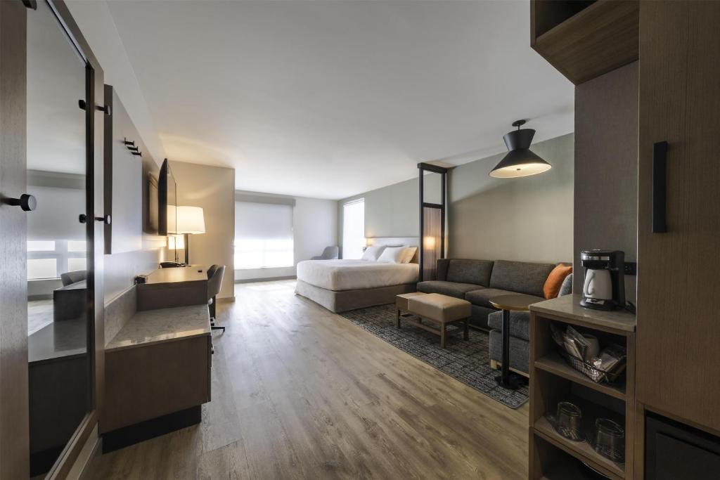 Hyatt Place Sacramento International Airport photo 4