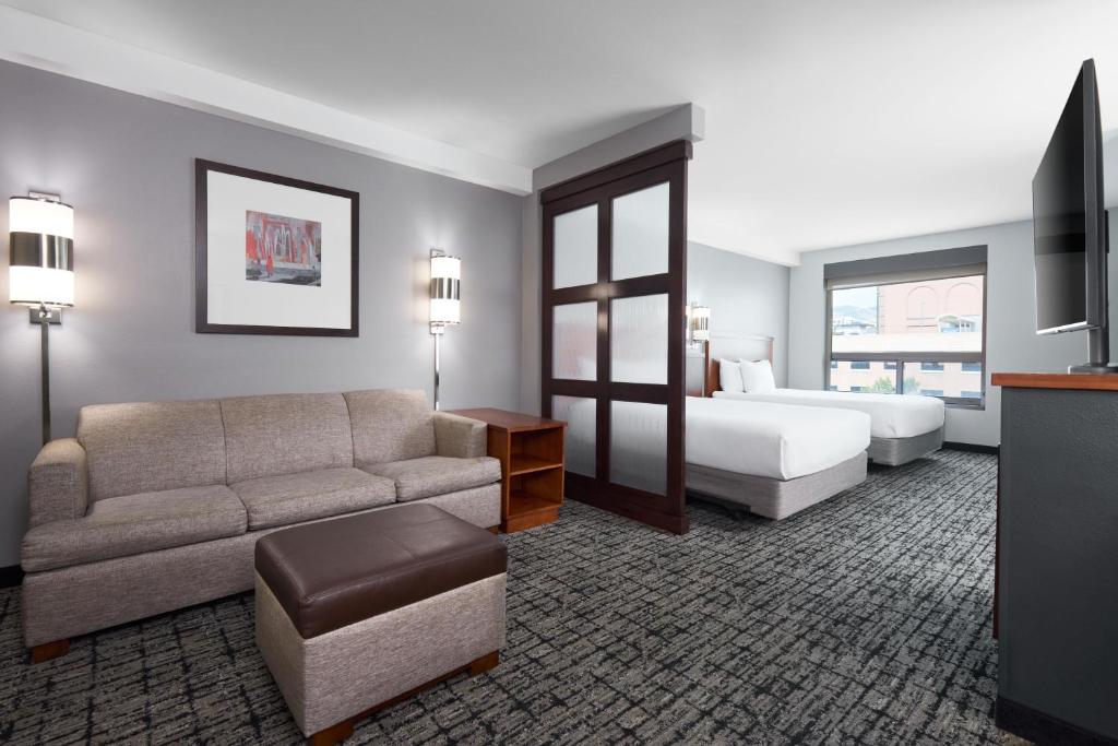 Hyatt Place Salt Lake City Downtown / The Gateway photo 2