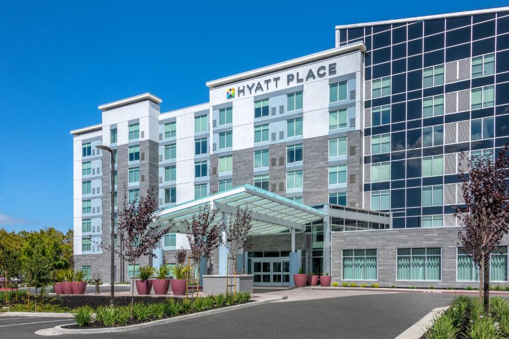 Hyatt Place San Jose Airport, photo 1
