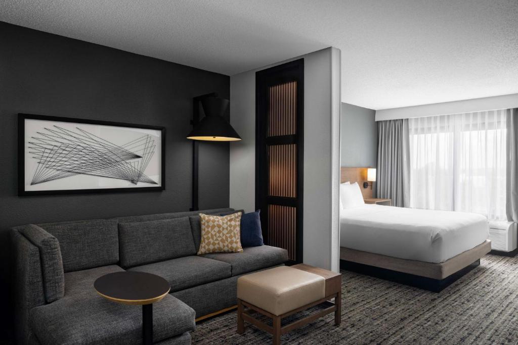 Hyatt Place Tempe Phoenix Airport photo 2