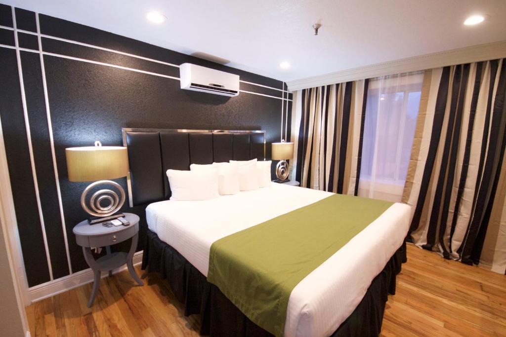 Hyde Park Hotel photo 2