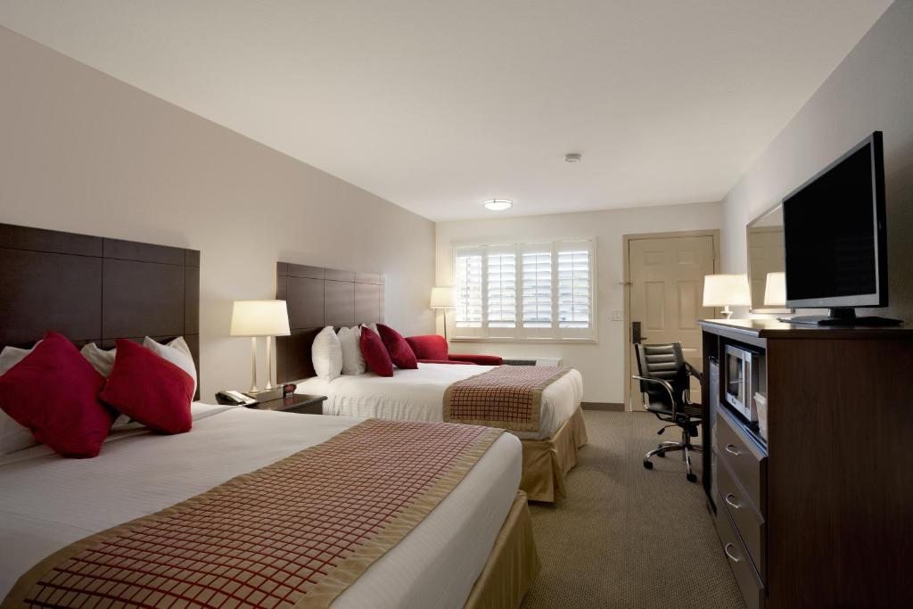 Infinity Inn & Suites photo 2