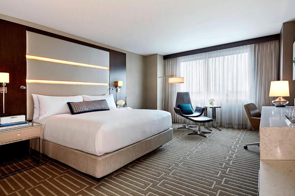 JW Marriott Minneapolis Mall of America photo 2