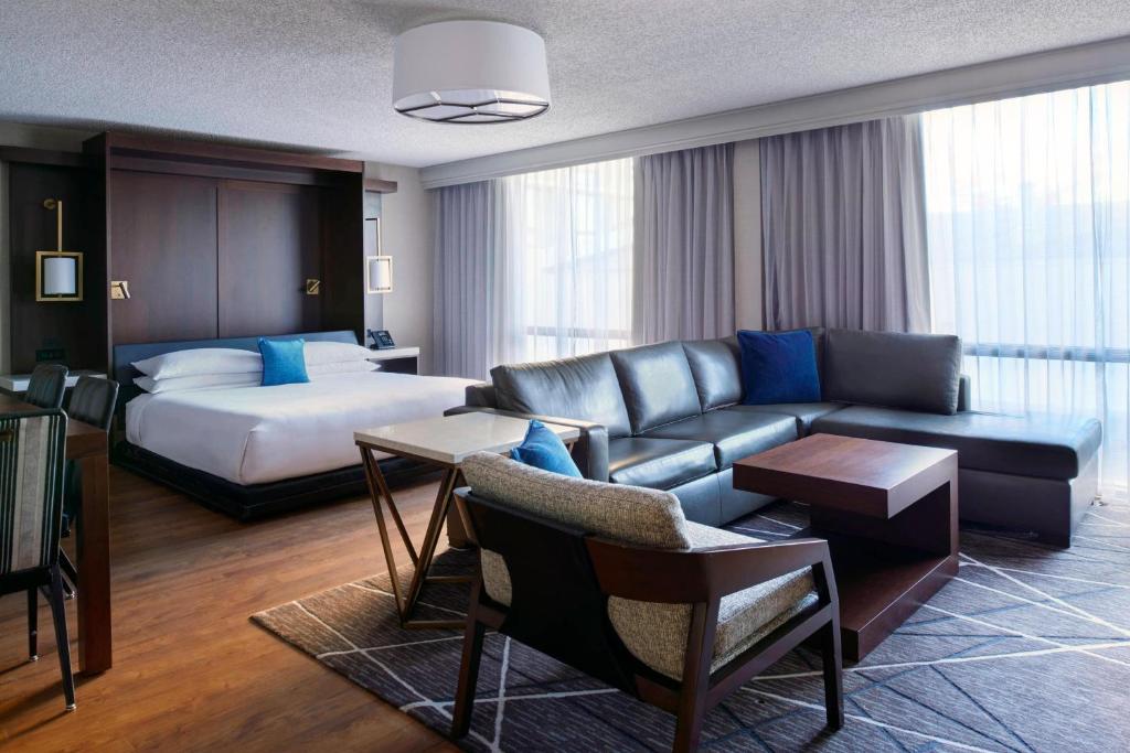 Kansas City Airport Marriott photo 2