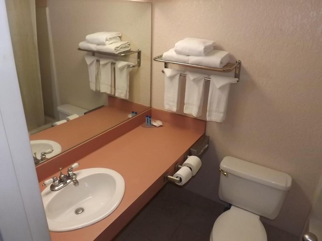 KCI Lodge photo 3