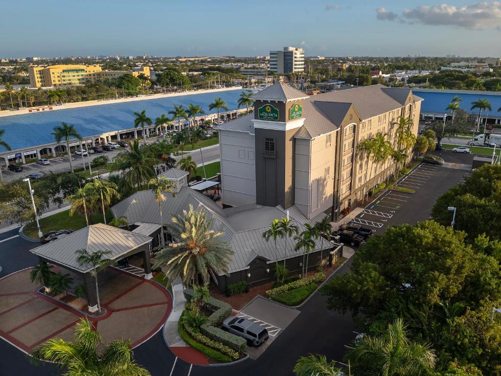 La Quinta by Wyndham Miami Airport West, photo 1