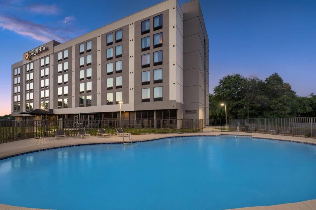 La Quinta by Wyndham Nashville Airport/Opryland photo 3