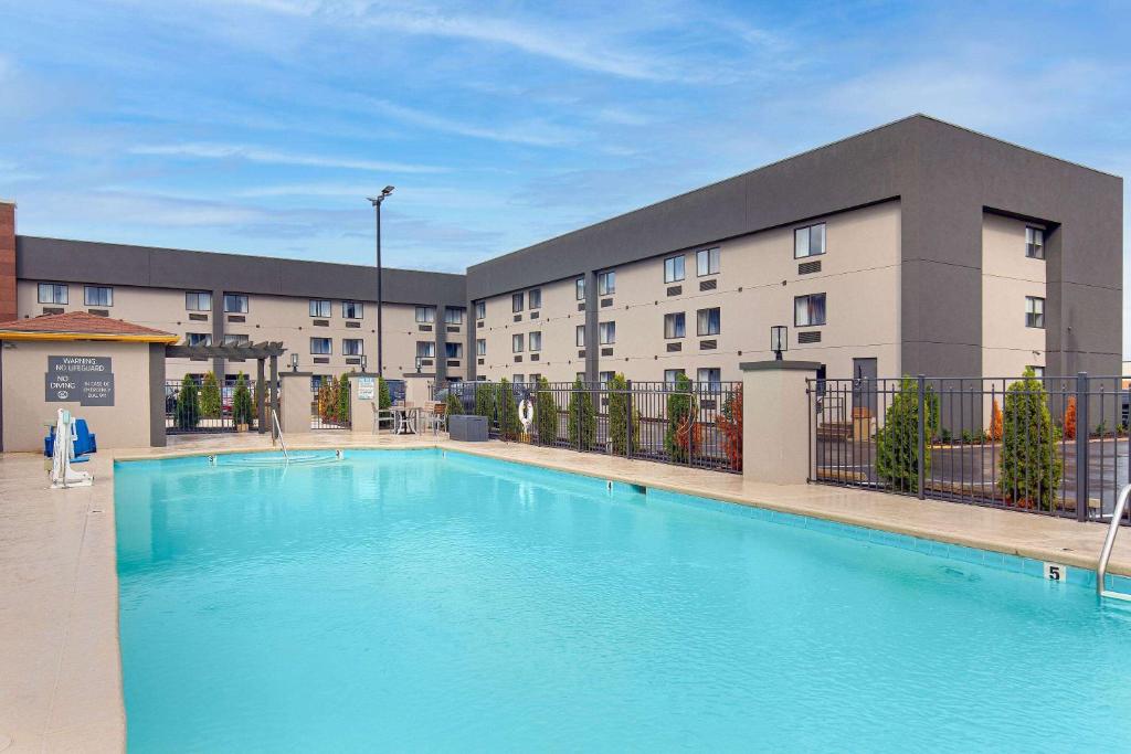 La Quinta by Wyndham Nashville Airport photo 4