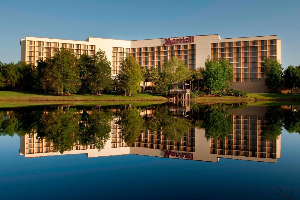 Marriott Orlando Airport Lakeside, photo 1