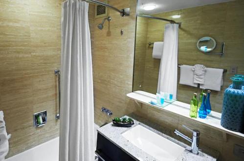 Miami International Airport Hotel photo 3