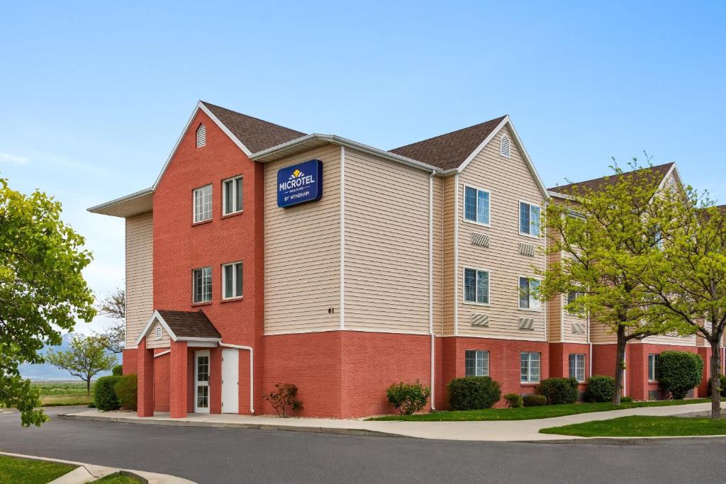 Microtel Inn & Suites by Wyndham Salt Lake City Airport, photo 1