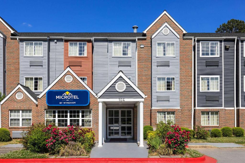 Microtel Inn by Wyndham Raleigh-Durham Airport, photo 1