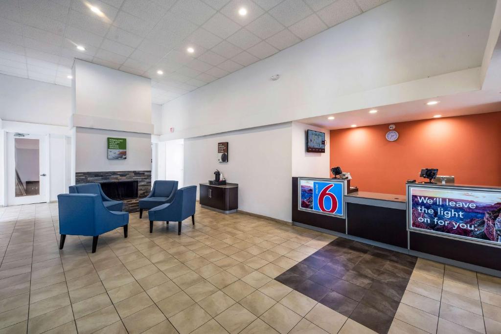 Motel 6-Irving, TX - Irving DFW Airport East, photo 1