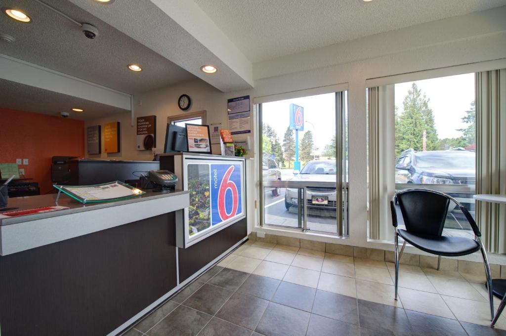 Motel 6-Seattle, WA - Airport photo 4