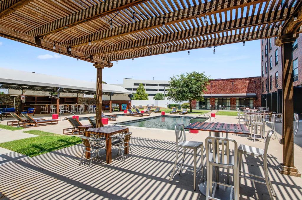 NYLO Las Colinas Hotel, Tapestry Collection by Hilton, photo 1