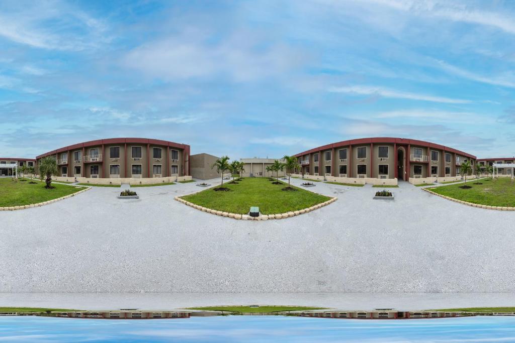 OYO Hotel Orlando Airport photo 2