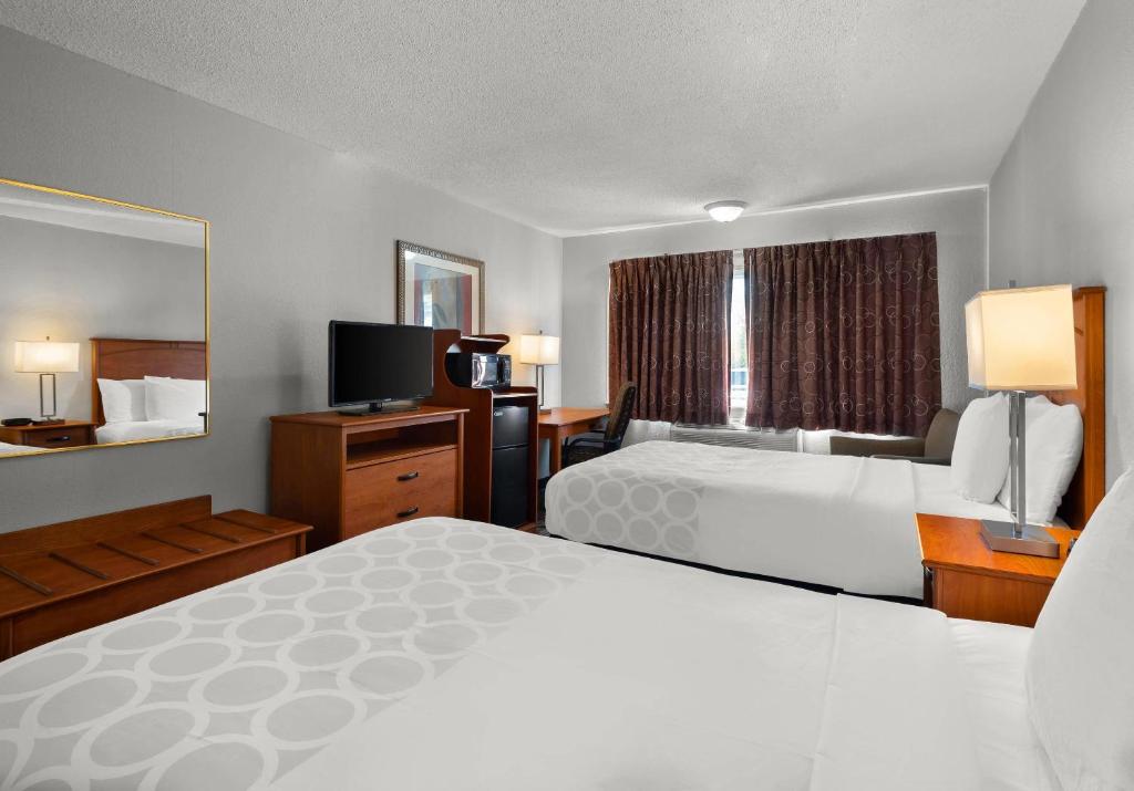 Park Inn by Radisson, Detroit Metro Airport photo 4