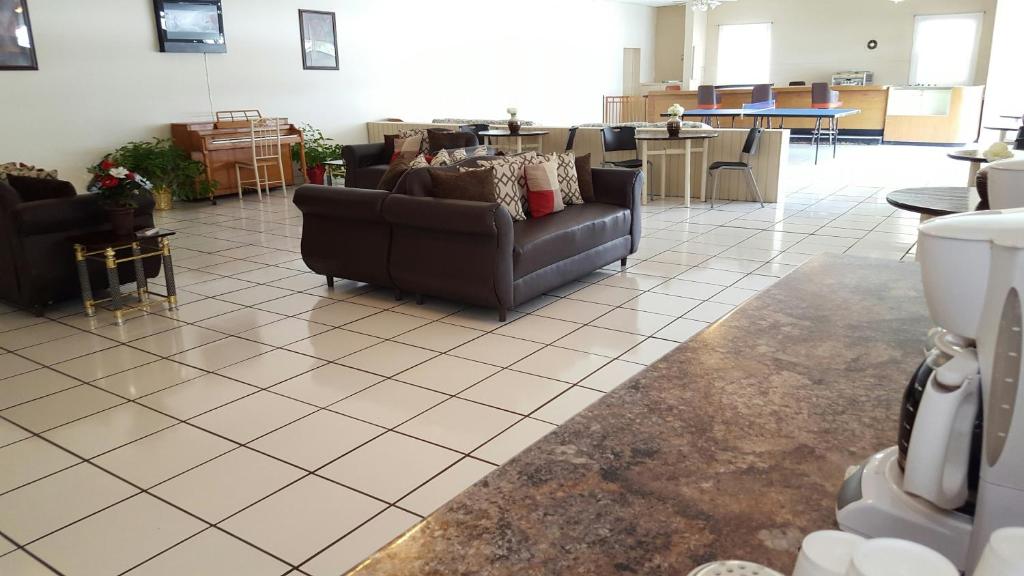Parkway Inn photo 4